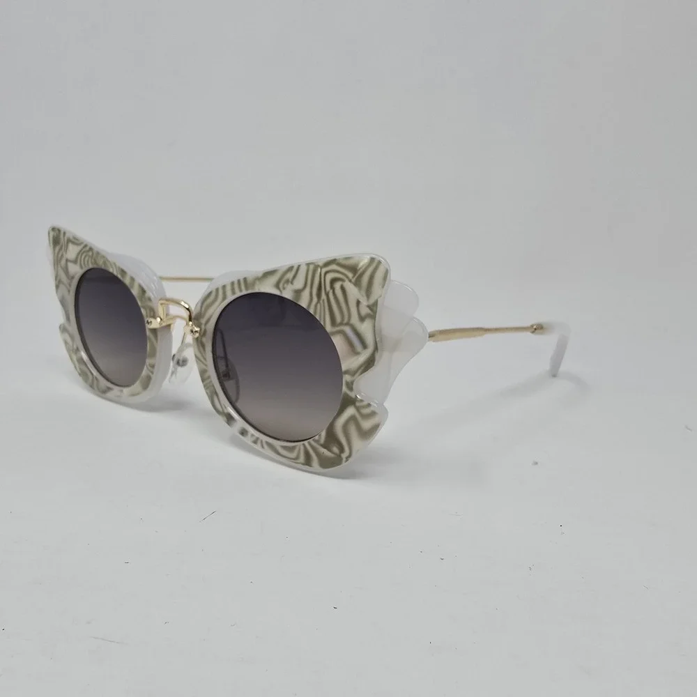 The‎ Day Womens Butterfly Sunglasses White Gold Polycarbonate UV400 10162